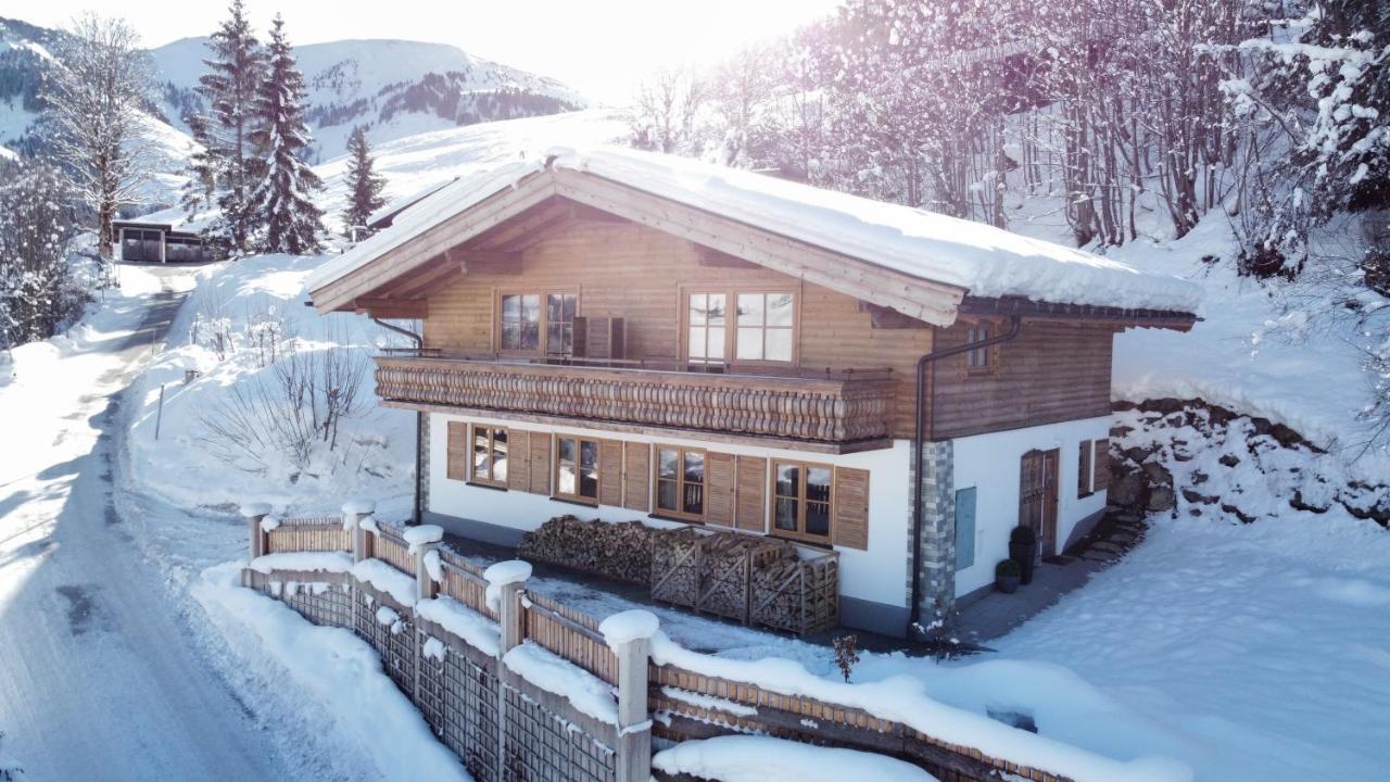 Ski-In & Ski-Out Out Chalet Maria With Amazing Mountain View Maria Alm am Steinernen Meer Exterior foto